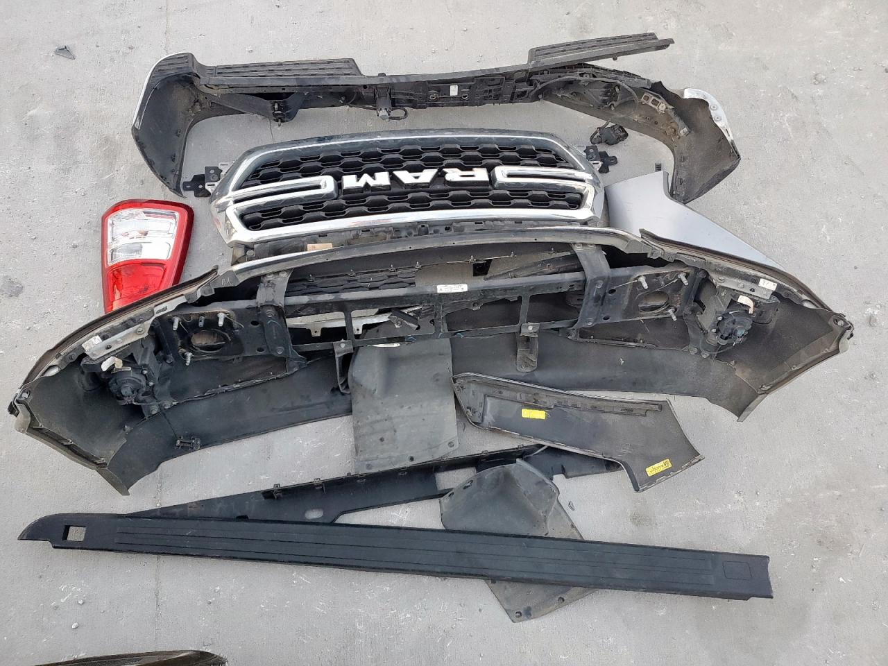 2022 Ram 1500 Big Horn/Lone Star VIN: 1C6RREBG2NN276590 Lot: 92608325