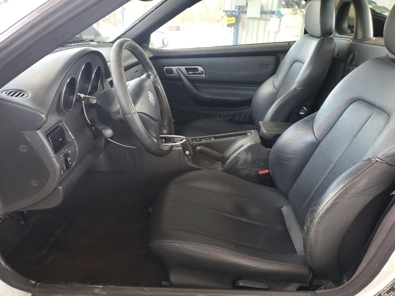 2002 Mercedes-Benz Slk 230 Kompressor VIN: WDBKK49F02F267591 Lot: 91803155