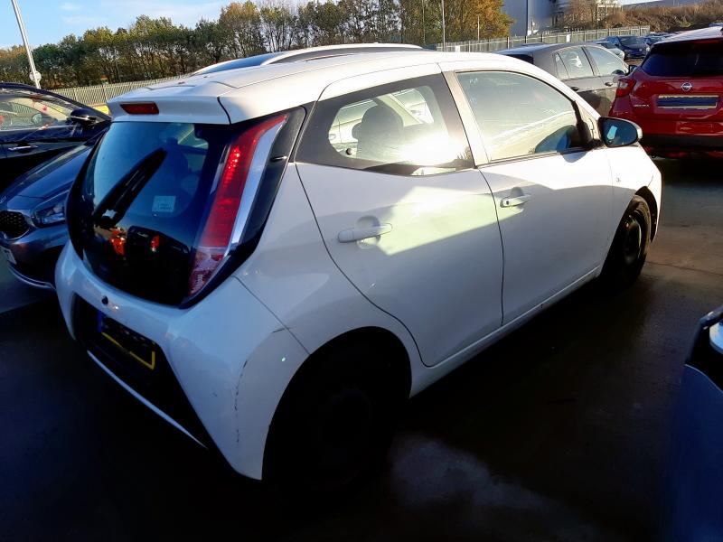 2018 TOYOTA AYGO 1.0 VVT-I X-PLAY 5DR