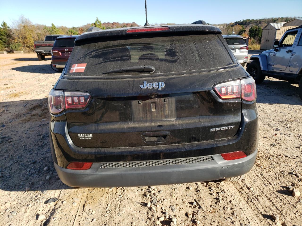 2017 Jeep Compass Sport VIN: 3C4NJCAB1HT682017 Lot: 93204625