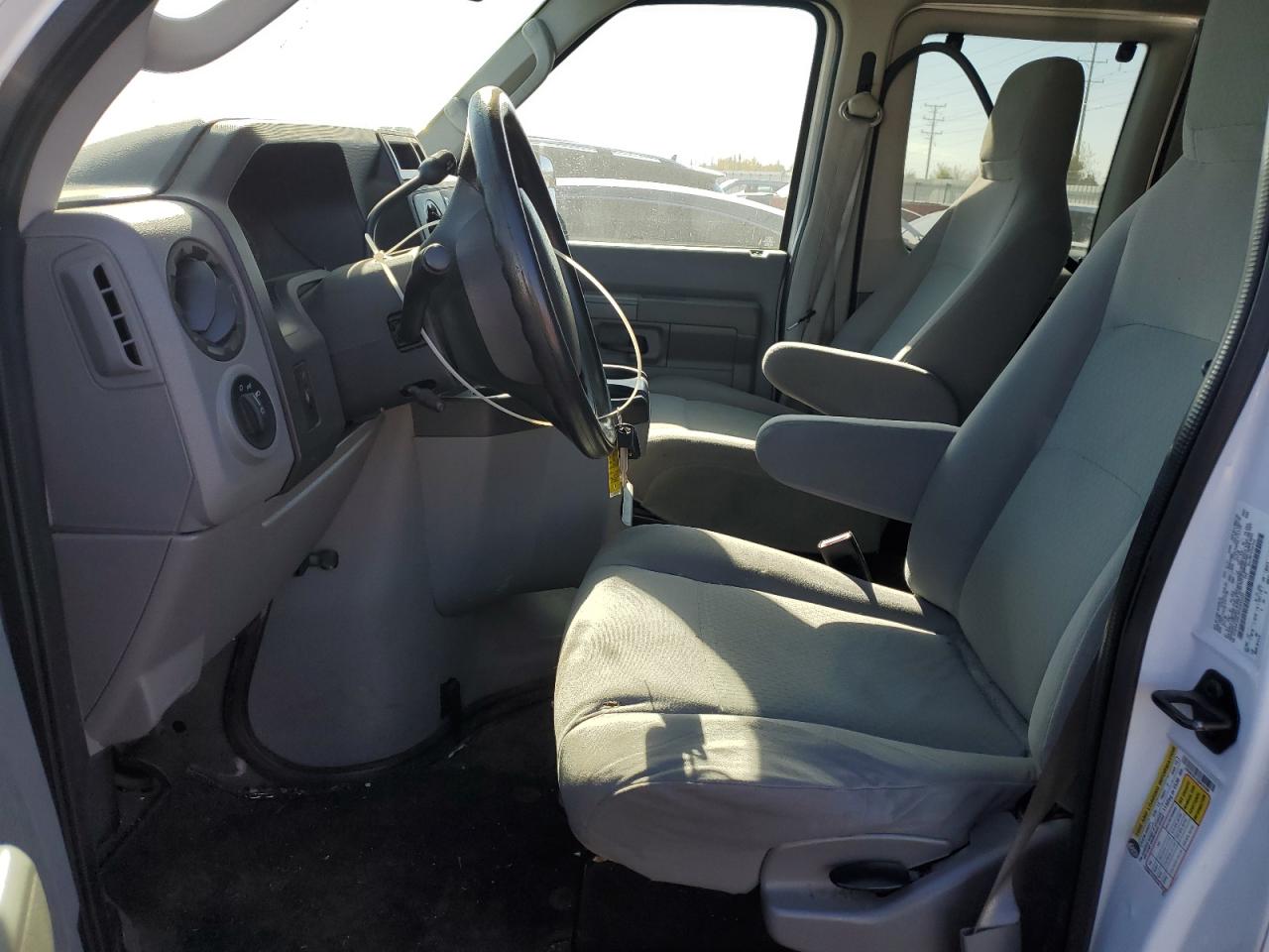 2012 Ford Econoline E350 Super Duty Wagon VIN: 1FBNE3BL2CDA32286 Lot: 90930695