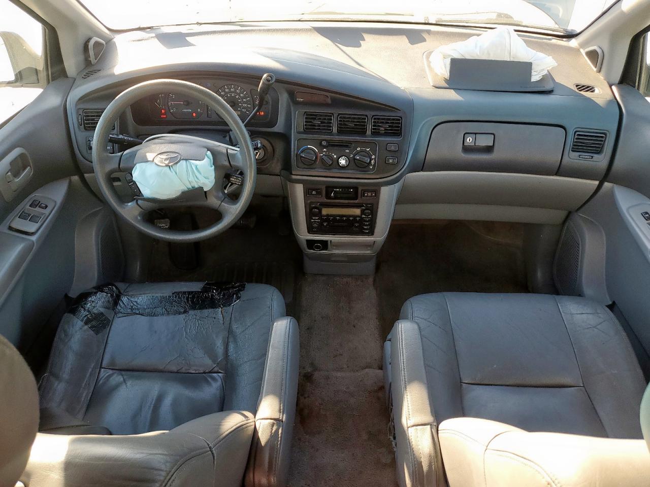 2000 Toyota Sienna Le VIN: 4T3ZF13C5YU178625 Lot: 91275225