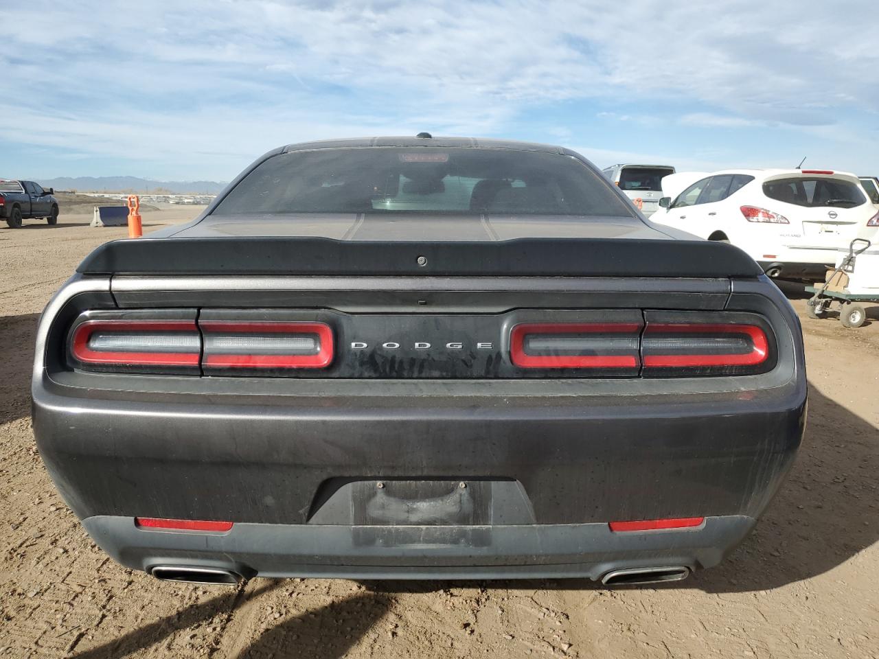 2018 Dodge Challenger Sxt VIN: 2C3CDZAG8JH251299 Lot: 90074965