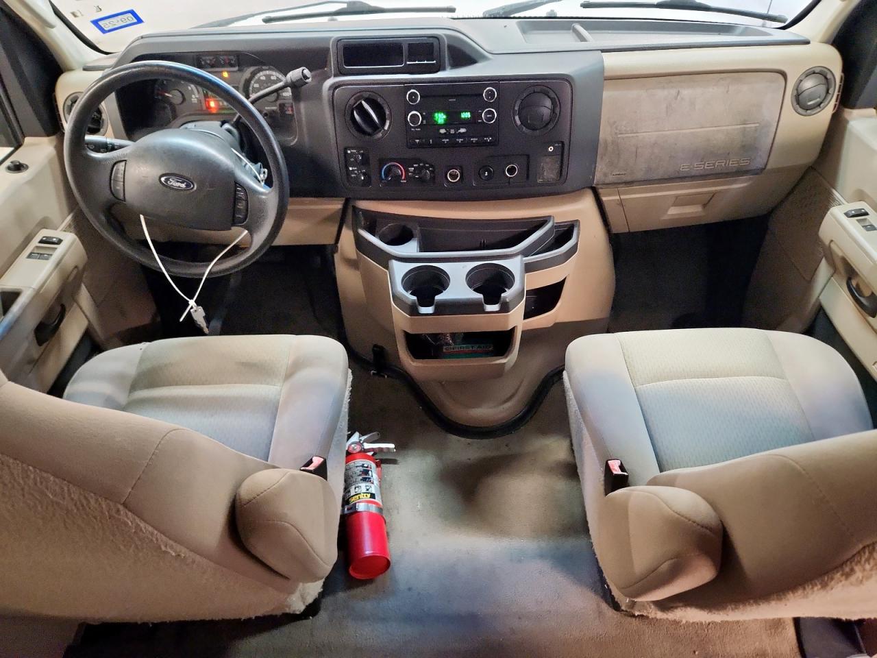 2009 Ford Econoline E350 Super Duty Wagon VIN: 1FBNE31L19DA27641 Lot: 92701235