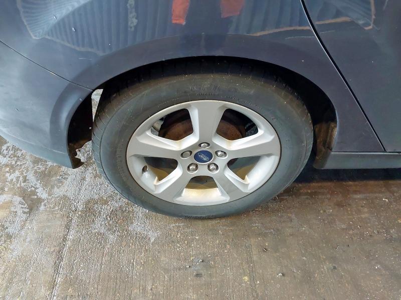 2014 FORD FOCUS 1.6 ZETEC NAVIGATOR 5DR