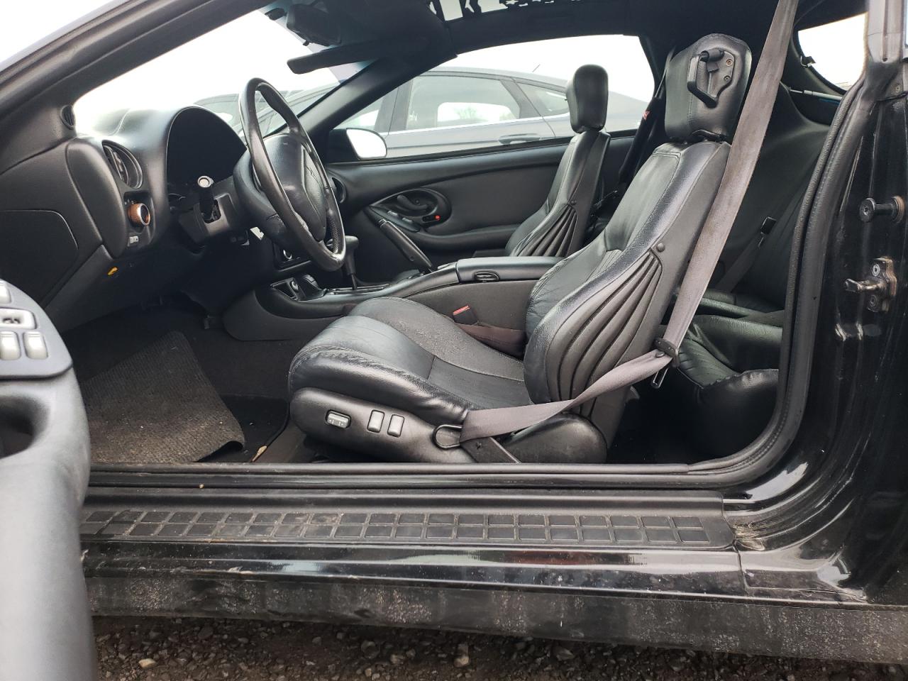 2000 Pontiac Firebird Formula VIN: 2G2FV22G3Y2151916 Lot: 93311845