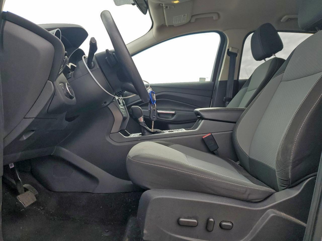 2017 Ford Escape Se VIN: 1FMCU0GDXHUE00058 Lot: 94250505