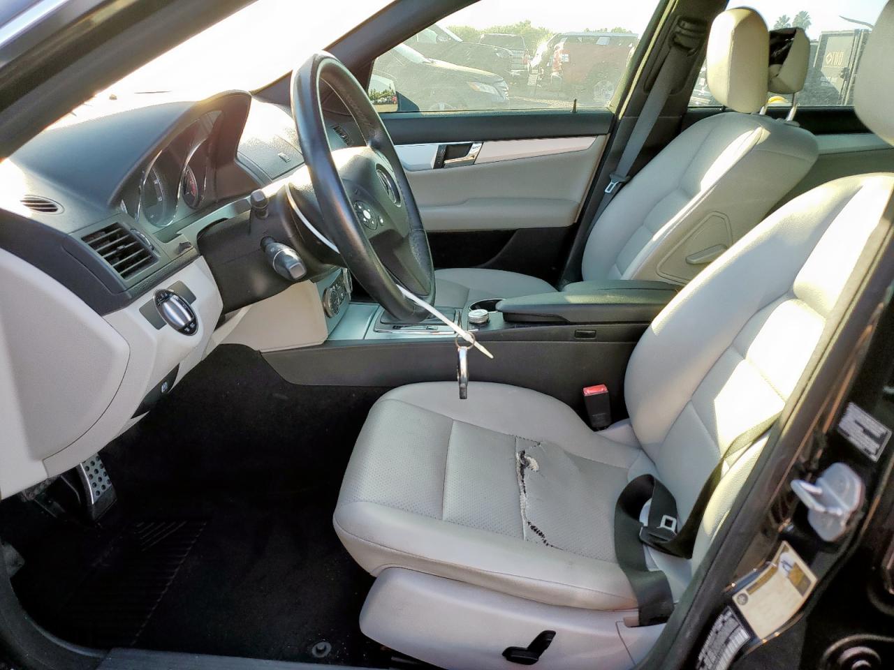 2010 Mercedes-Benz C 300 VIN: WDDGF5EB0AF414839 Lot: 91434475