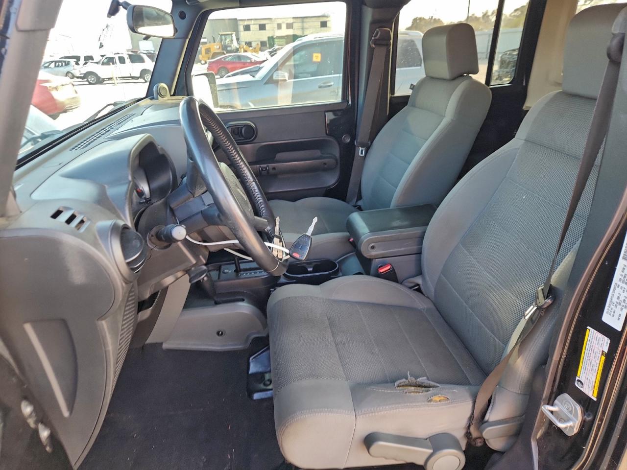 2007 Jeep Wrangler Sahara VIN: 1J4GA59157L220113 Lot: 93148055