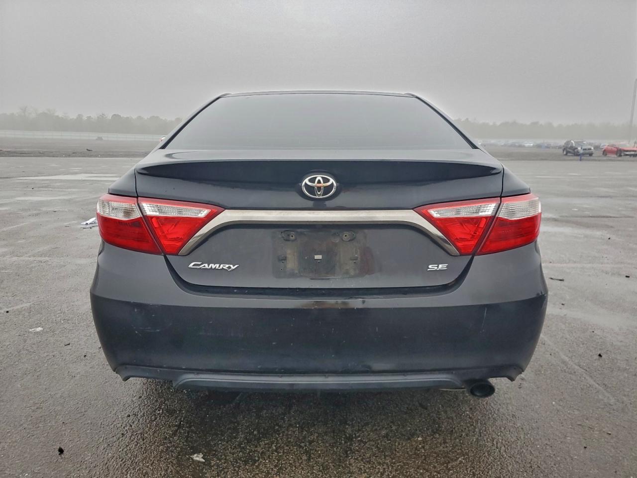 2016 Toyota Camry Le VIN: 4T1BF1FK7GU555144 Lot: 94837785