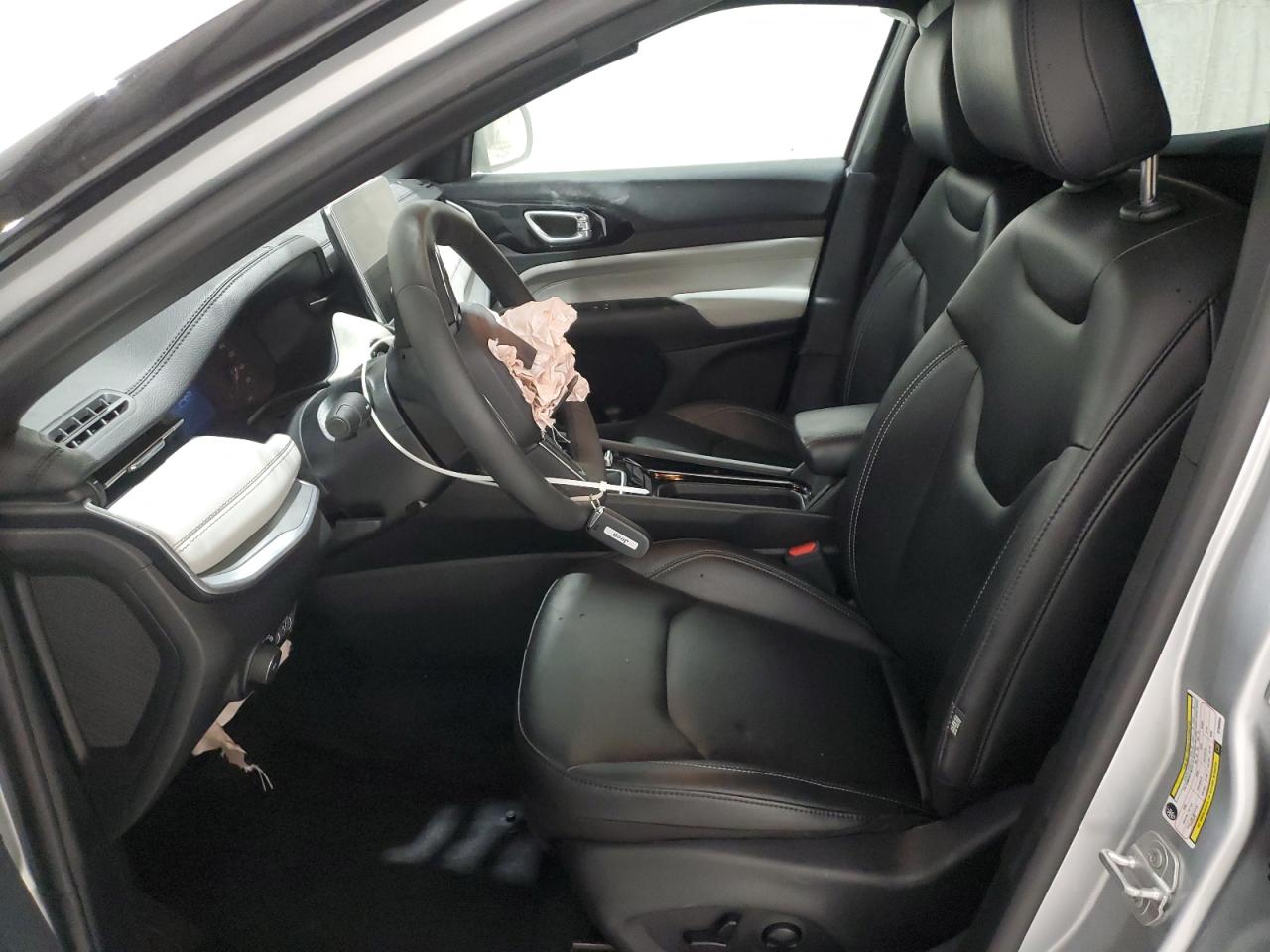 2025 Jeep Compass Limited VIN: 3C4NJDCN2ST580584 Lot: 93475725