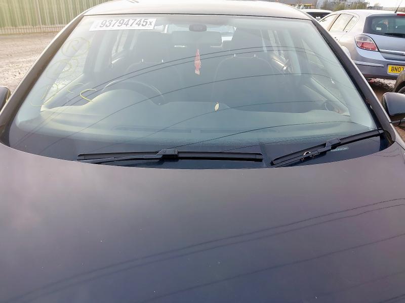 2011 VOLKSWAGEN GOLF SE TSI S-A 