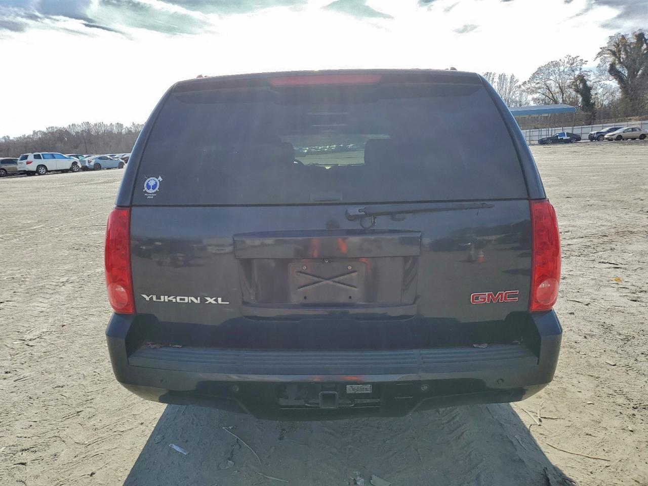 2012 GMC Yukon Xl C1500 Slt VIN: 1GKS1KE08CR255767 Lot: 93705115