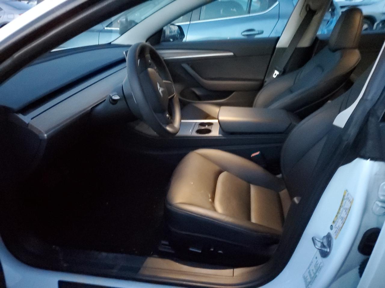 2023 Tesla Model 3 VIN: 5YJ3E1EA3PF585657 Lot: 93311655