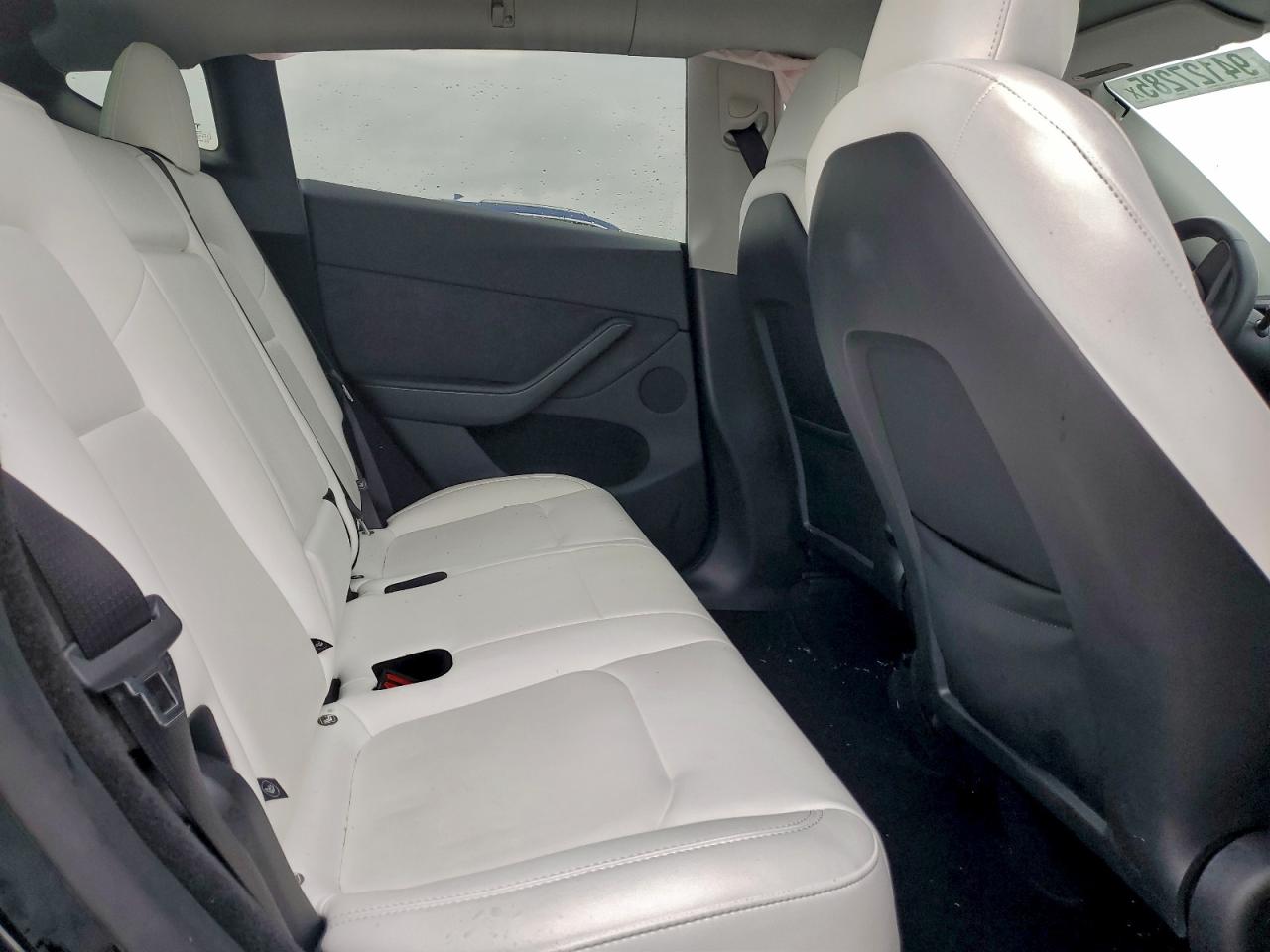 2025 Tesla Model Y VIN: 7SAYGDED0SA354140 Lot: 94127285