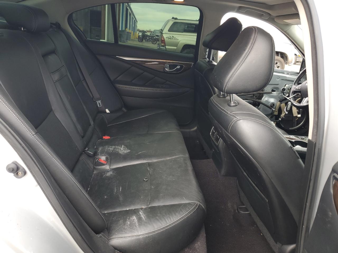 2014 Infiniti Q50 Base VIN: JN1BV7AR0EM698872 Lot: 92173215