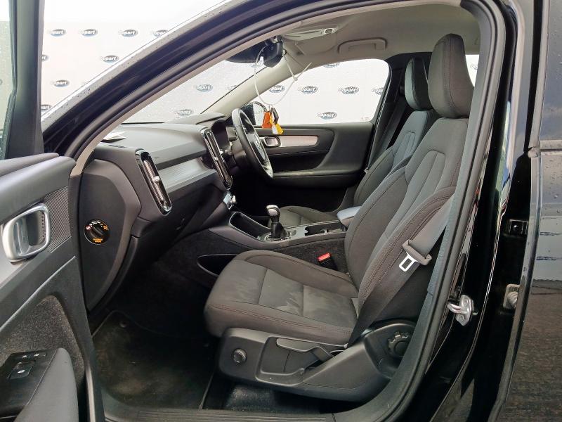 2021 VOLVO XC40 1.5 T3 [163] MOMENTUM 5DR