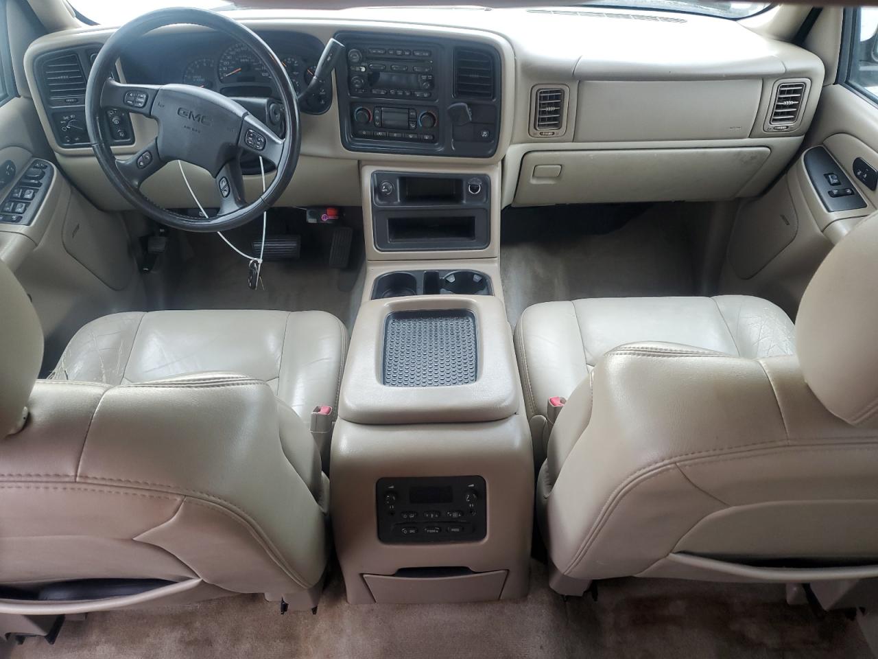 2005 GMC Yukon Xl K1500 VIN: 1GKFK16Z05J207090 Lot: 92034295