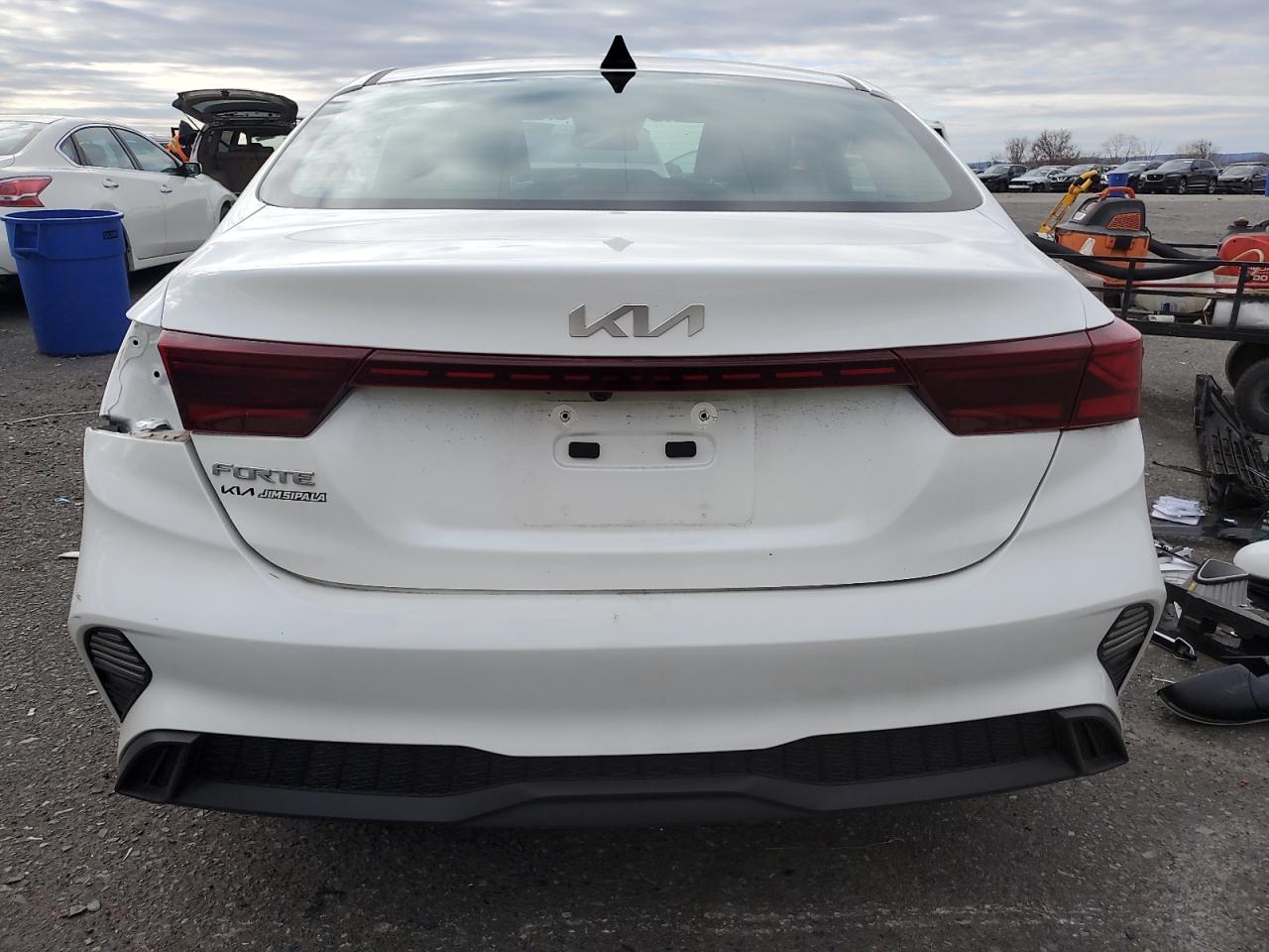 2024 Kia Forte Lx VIN: 3KPF24AD1RE761086 Lot: 92705235