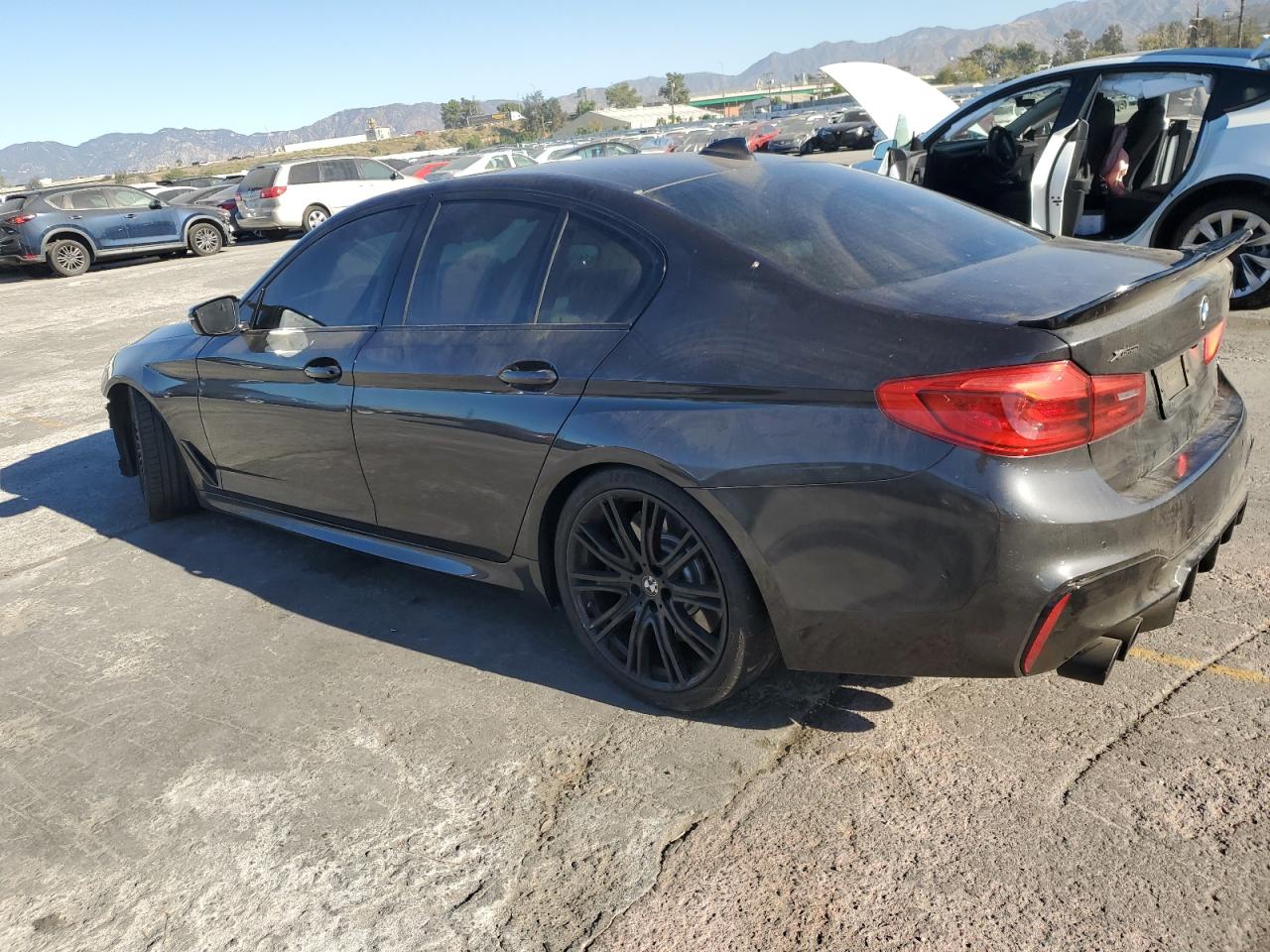 Фото: WBAJS7C03LBN96777