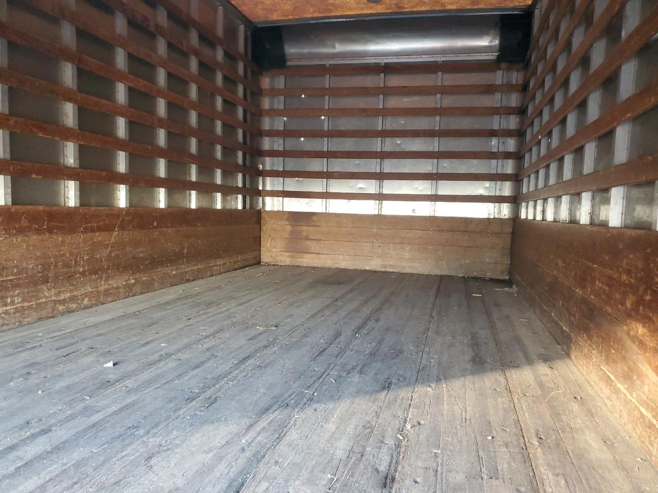 1994 Isuzu Npr Box Truck VIN: JALC4B1K9R7005181 Lot: 92284205