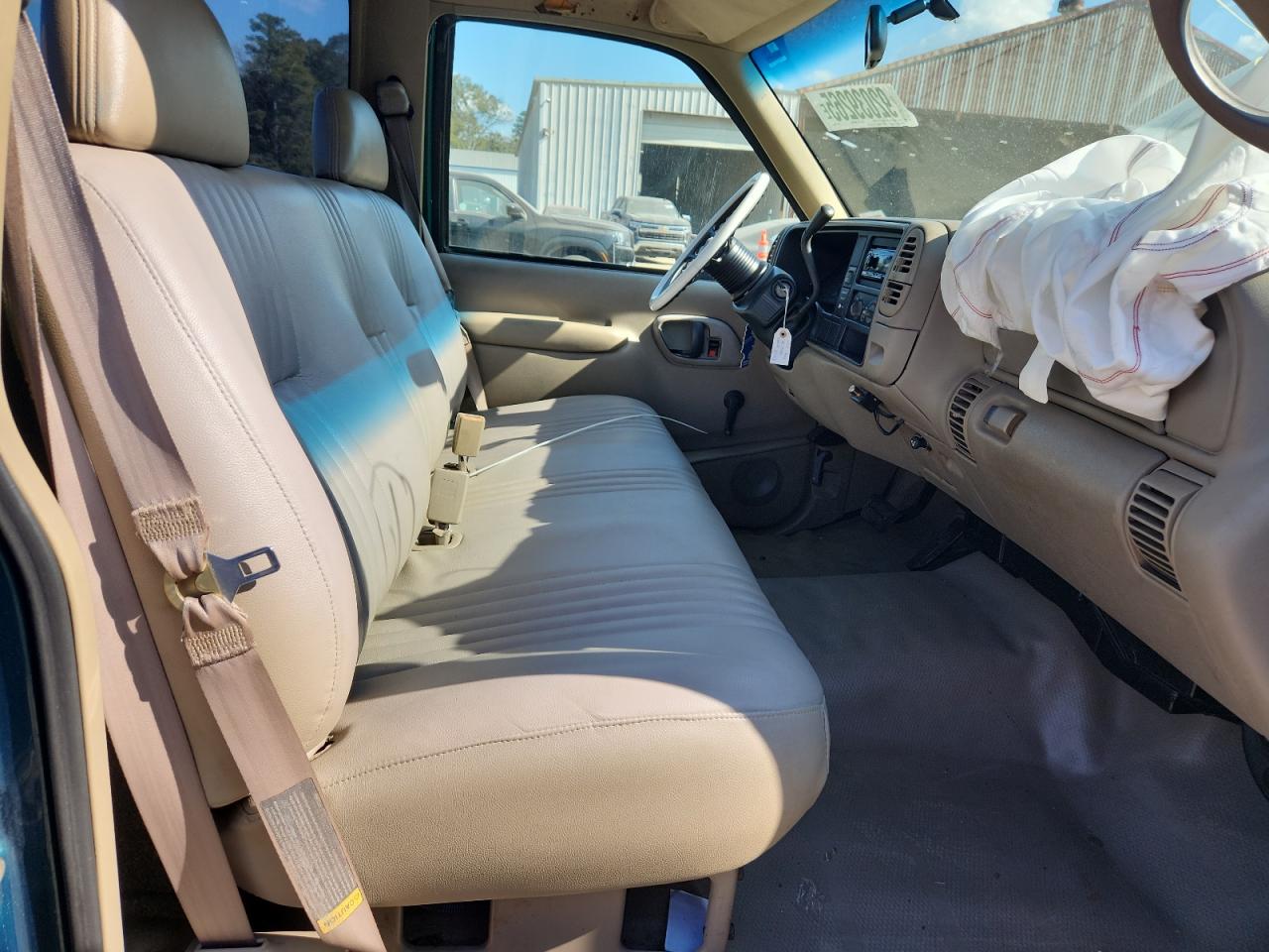 1997 Chevrolet Gmt-400 C1500 VIN: 1GCEC14W7VZ235290 Lot: 92039265