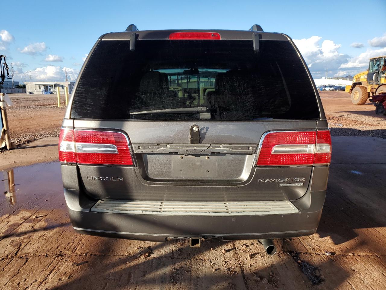 2010 Lincoln Navigator VIN: 5LMJJ2J50AEJ10924 Lot: 93597925