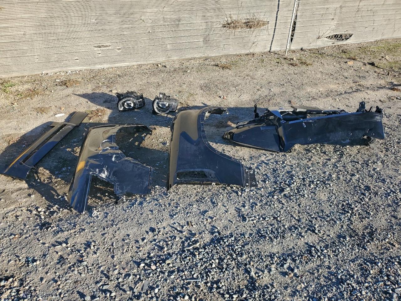 2023 Land Rover Defender 130 X VIN: SALEXFEU1P2225521 Lot: 94067585