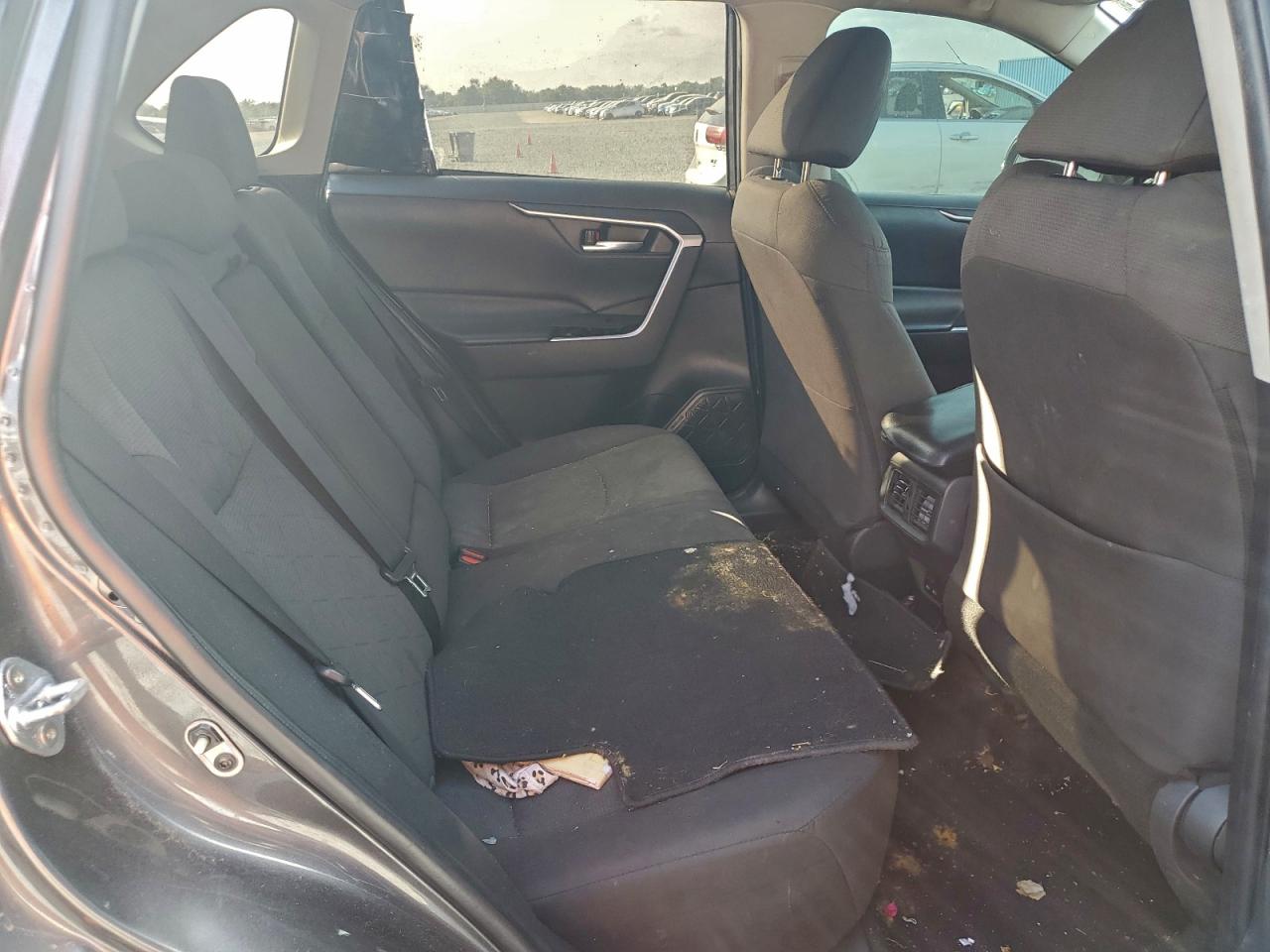 2022 Toyota Rav4 Xle VIN: 2T3W1RFV3NC184188 Lot: 94096345