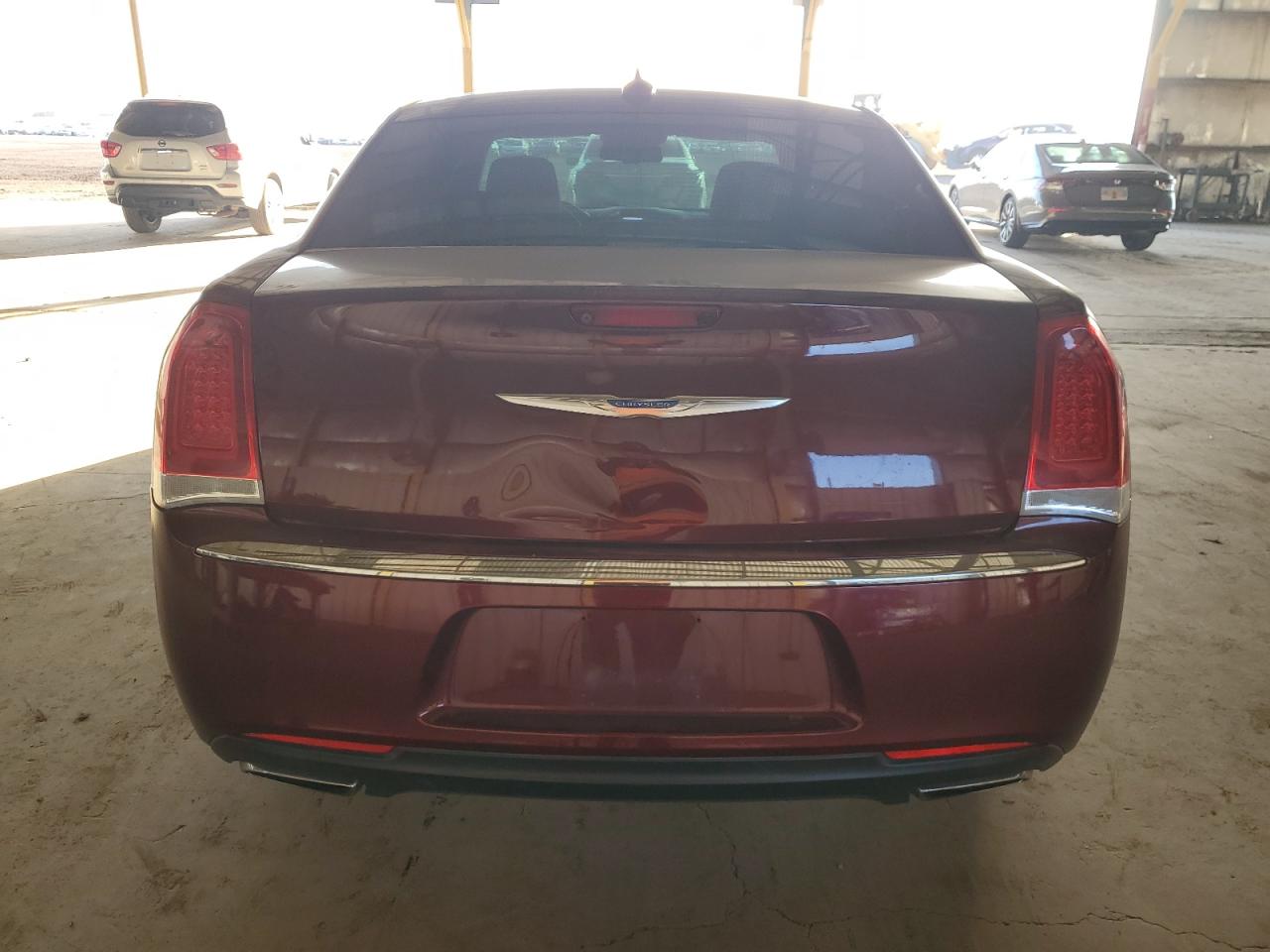 2018 Chrysler 300 Touring VIN: 2C3CCAAG8JH140384 Lot: 92416855