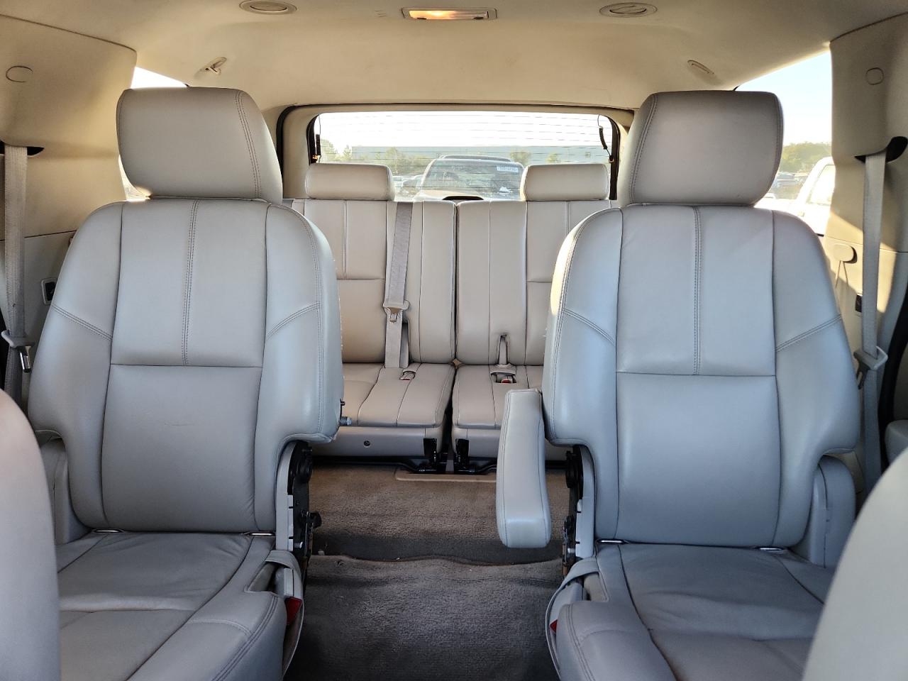 2014 GMC Yukon Slt VIN: 1GKS2CE02ER236945 Lot: 92738125