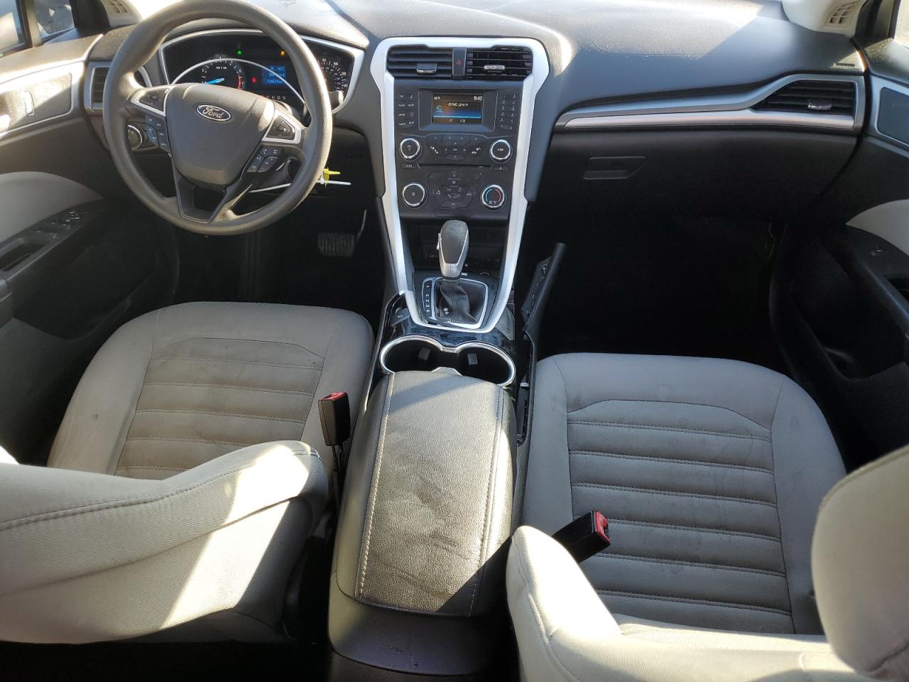 2015 Ford Fusion S VIN: 1FA6P0G74F5114917 Lot: 93145955