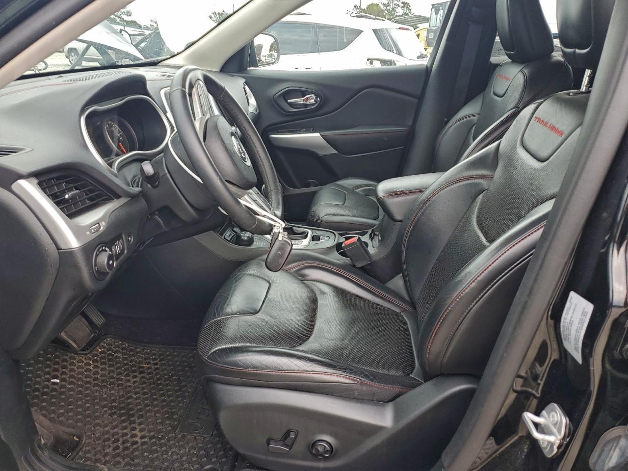 2018 Jeep Cherokee Trailhawk VIN: 1C4PJMBXXJD507396 Lot: 94333405