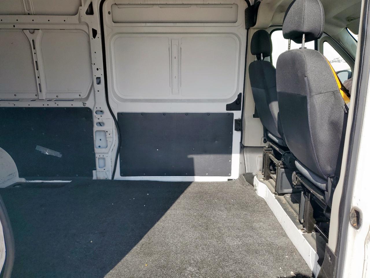 2019 Ram Promaster 2500 2500 High VIN: 3C6TRVDG4KE559916 Lot: 92308365