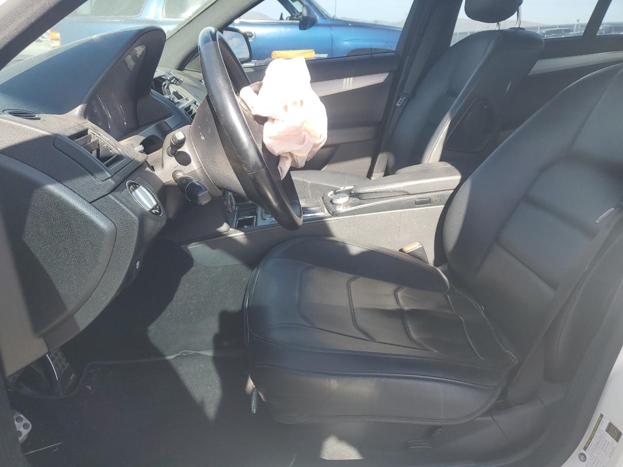 2008 Mercedes-Benz C 300 VIN: WDDGF54X58R015513 Lot: 92110635