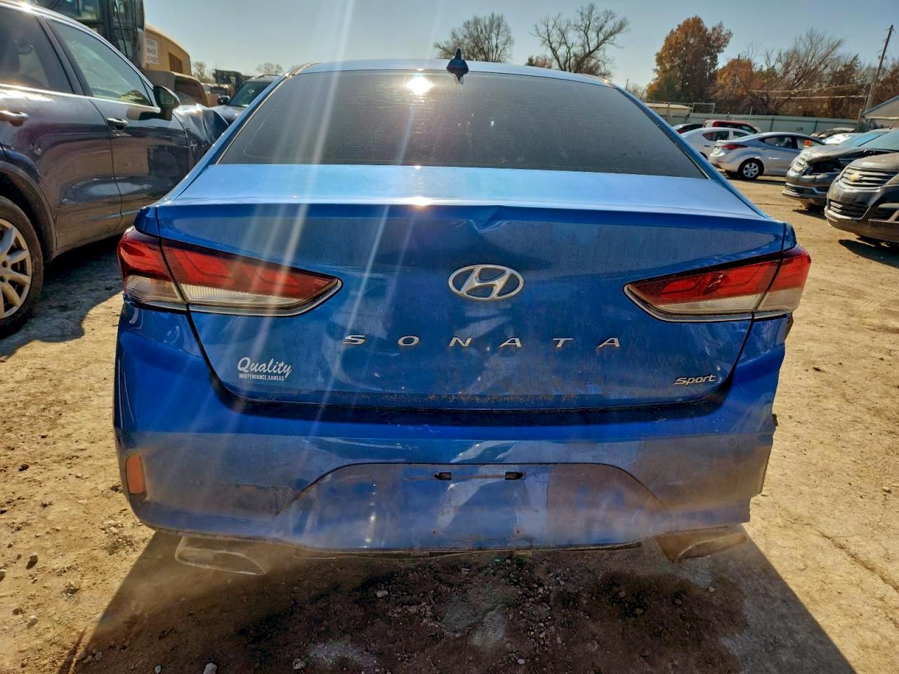 2018 Hyundai Sonata Sport VIN: 5NPE34AF1JH647079 Lot: 93328815