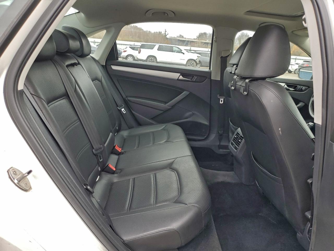 2013 Volkswagen Passat Se VIN: 1VWBP7A3XDC145411 Lot: 94164085