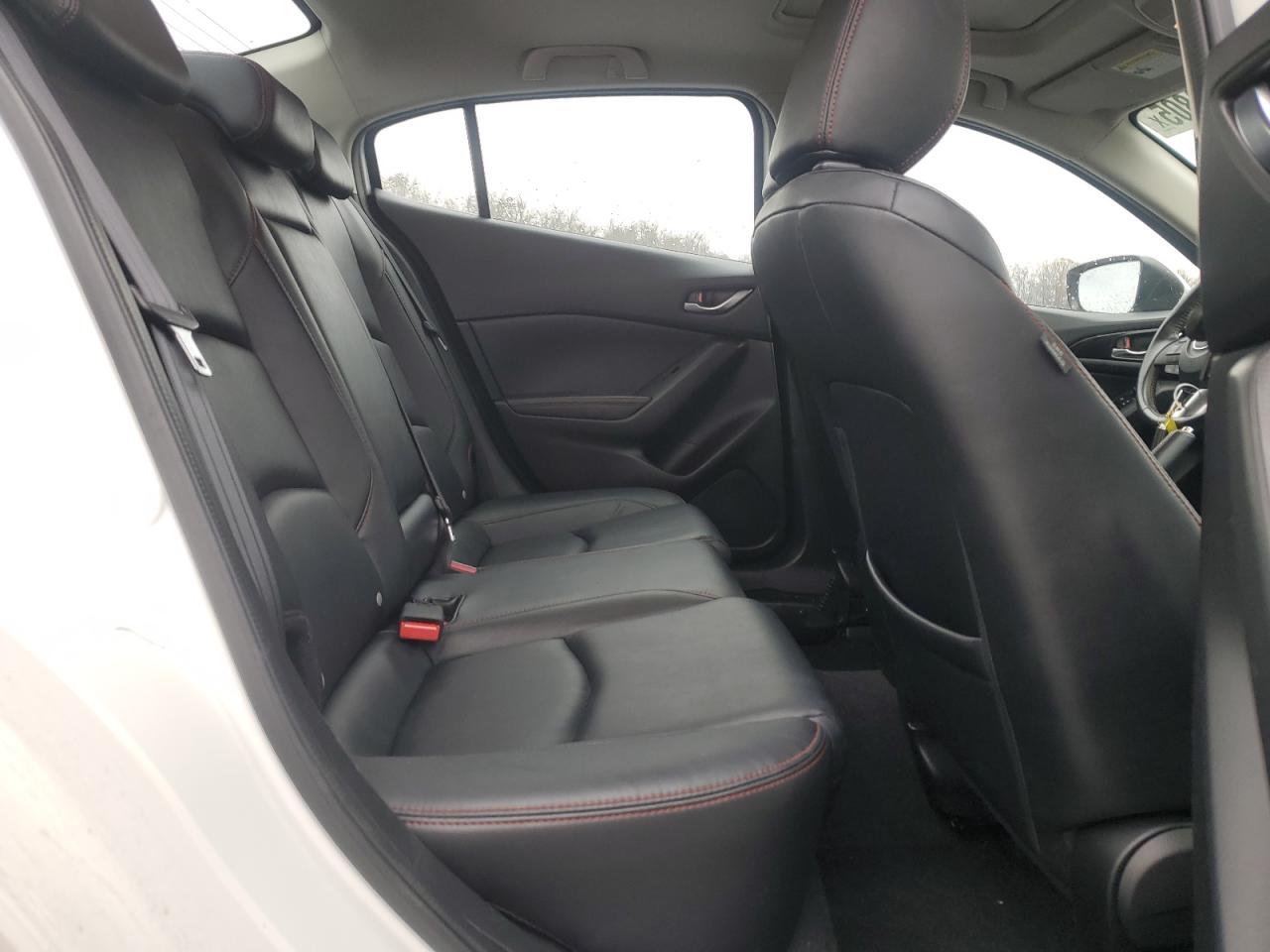 2015 Mazda 3 Touring VIN: JM1BM1V38F1265242 Lot: 93513805