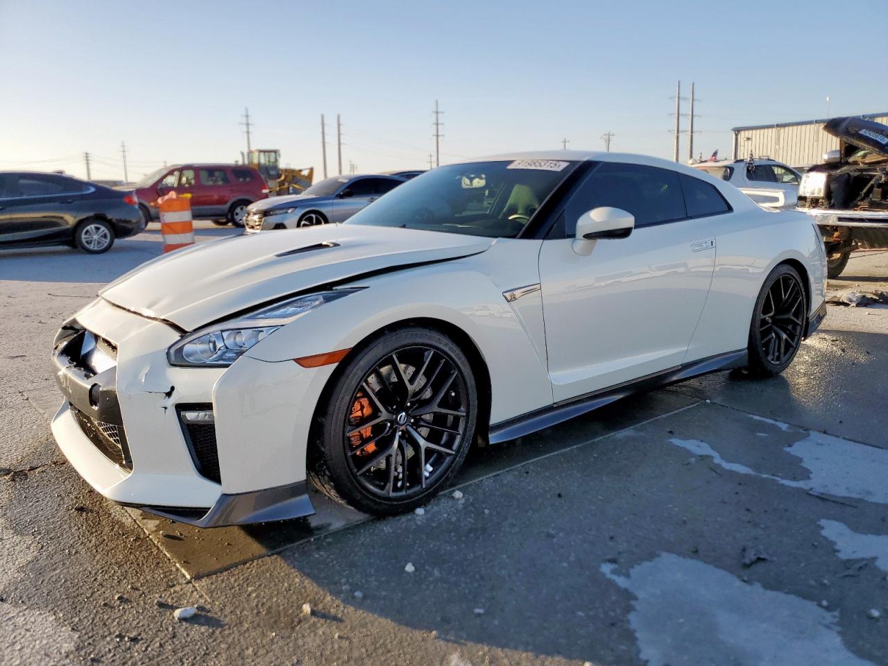 2017 Nissan Gt-R Premium