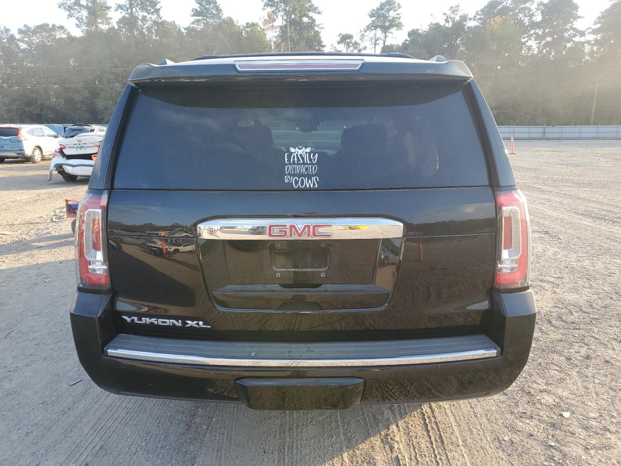 2018 GMC Yukon Xl Denali VIN: 1GKS1HKJ5JR221315 Lot: 93056815