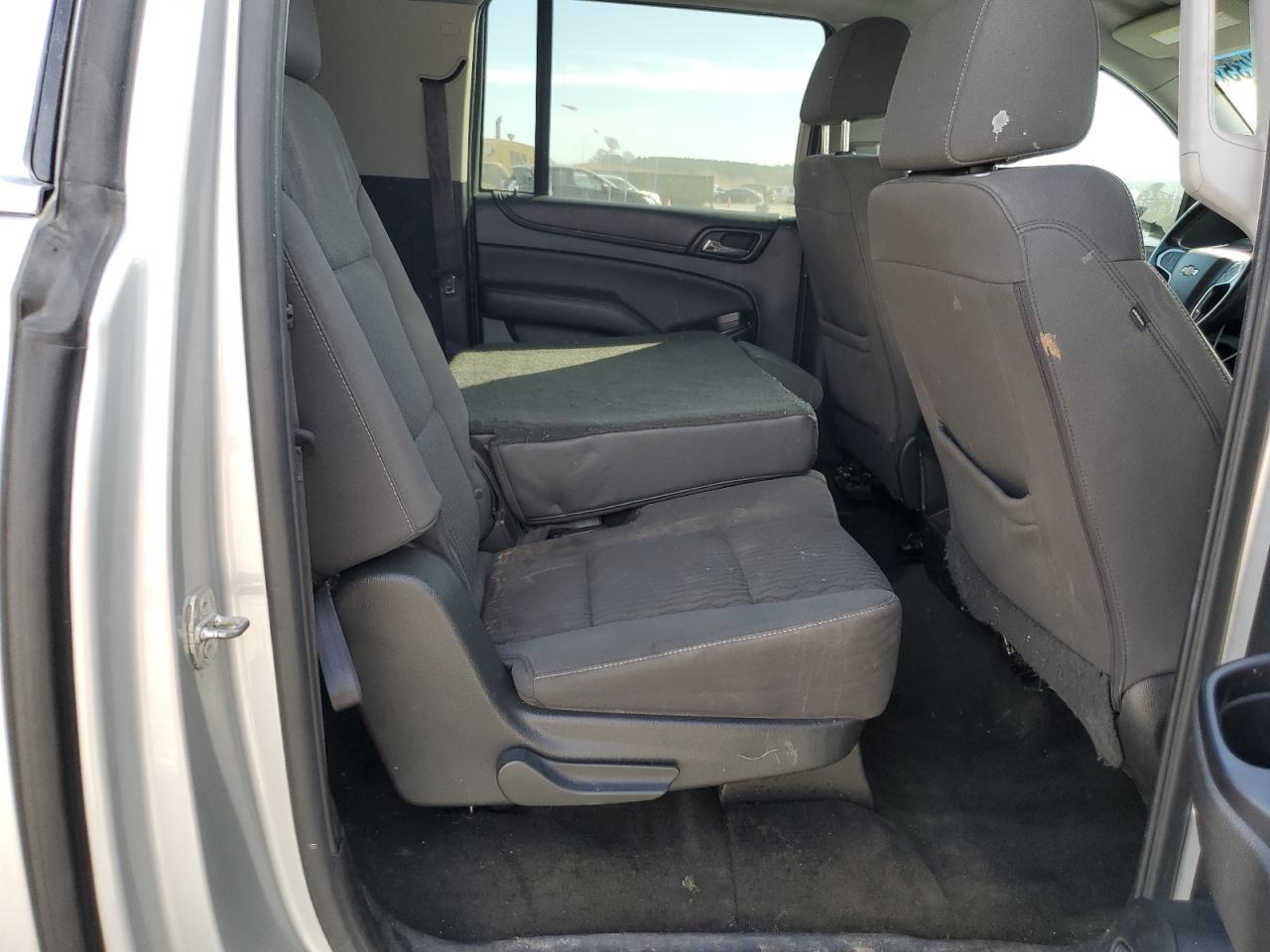 2016 Chevrolet Suburban C1500 Ls VIN: 1GNSCGKC2GR290061 Lot: 92636235