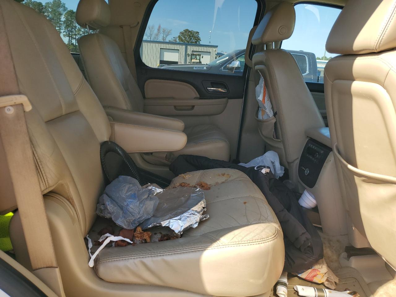 2007 GMC Yukon Denali VIN: 1GKFK63817J320056 Lot: 91459165