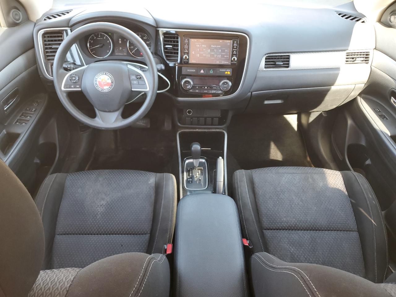 2018 Mitsubishi Outlander Es VIN: JA4AD2A34JZ013838 Lot: 92602425