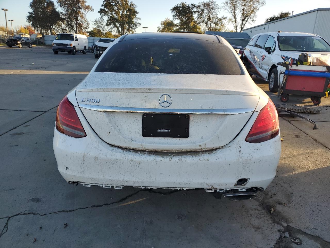 2019 Mercedes-Benz C 300 VIN: WDDWF8DB5KR460472 Lot: 91143535