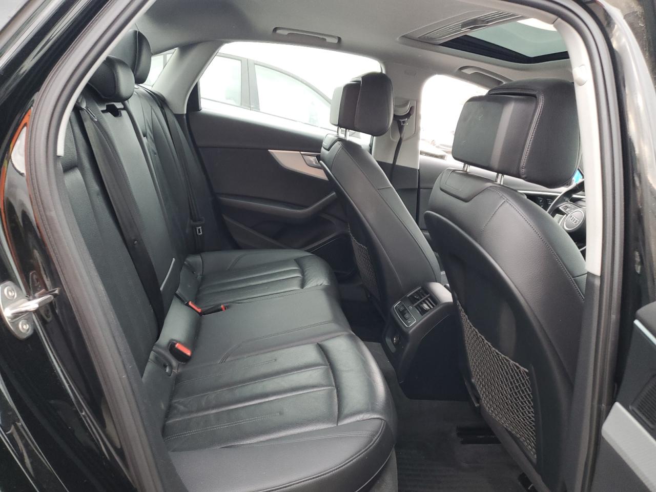 2017 Audi A4 Premium Plus VIN: WAUENAF40HN004827 Lot: 92822915