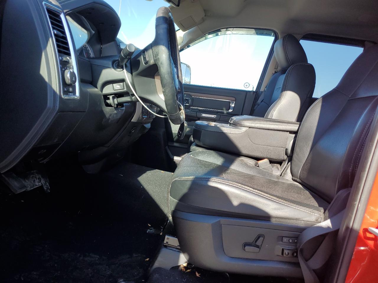 2017 Ram 1500 Laramie VIN: 1C6RR7JT6HS741324 Lot: 93093505