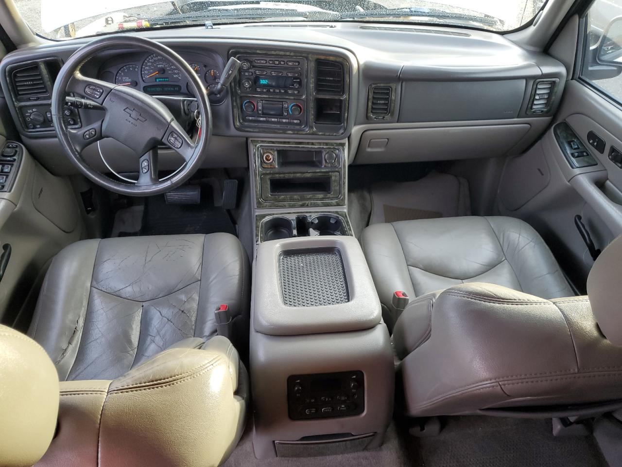 2004 Chevrolet Tahoe C1500 VIN: 1GNEC13T54R107398 Lot: 93653195