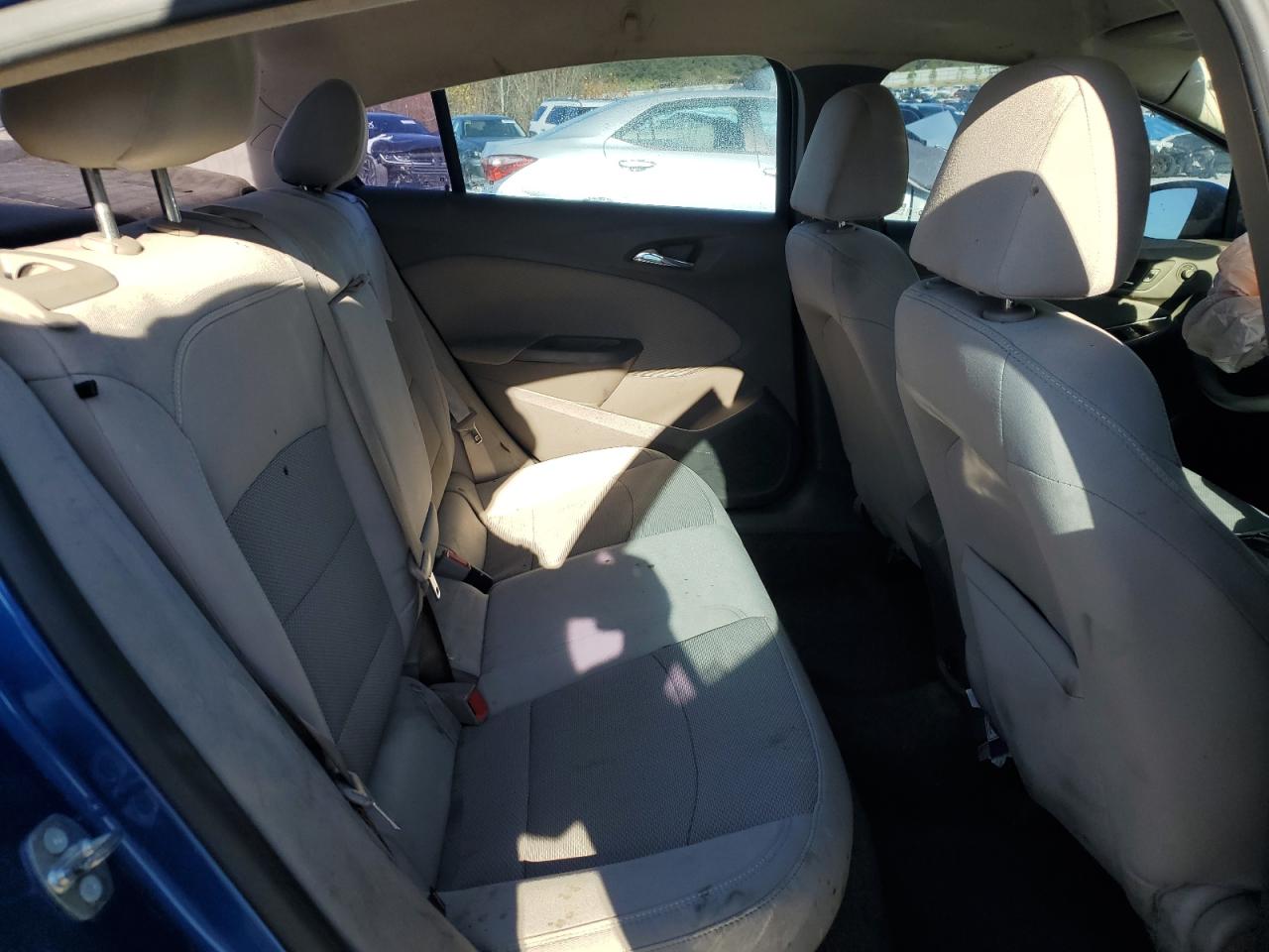 2018 Chevrolet Cruze Lt VIN: 1G1BE5SM4J7226566 Lot: 92592205