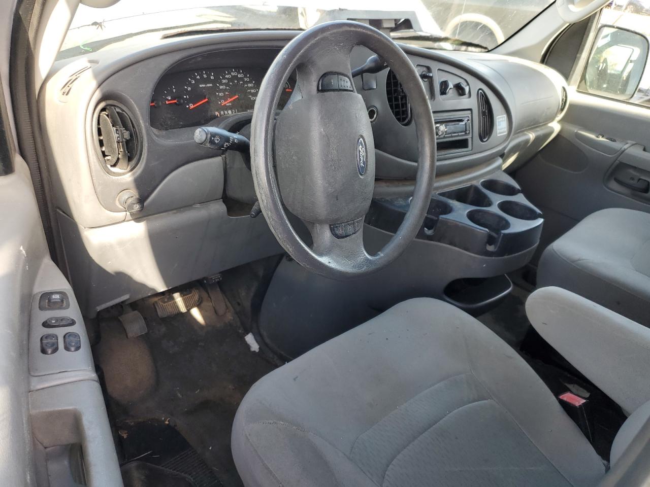 2008 Ford E250 Utility / Service Van VIN: 1FTNE24WX8DA21038 Lot: 91713495