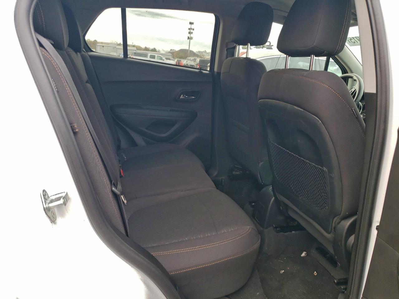 2021 Chevrolet Trax Ls VIN: 3GNCJNSB2HL271914 Lot: 94131915